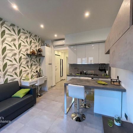 R39 Modern Apartment With Private Parking Mailand Exterior foto